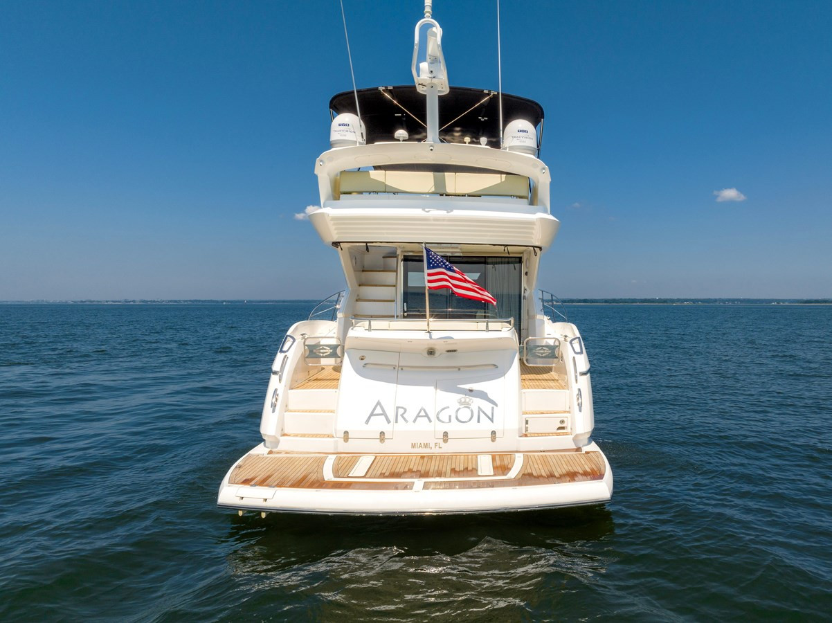 https://arconyachts.ams3.digitaloceanspaces.com/125018/conversions/large_3842991-optimize.jpg