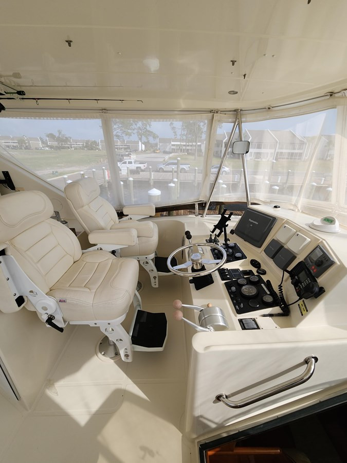 https://arconyachts.ams3.digitaloceanspaces.com/125069/conversions/large_3773817-optimize.jpg