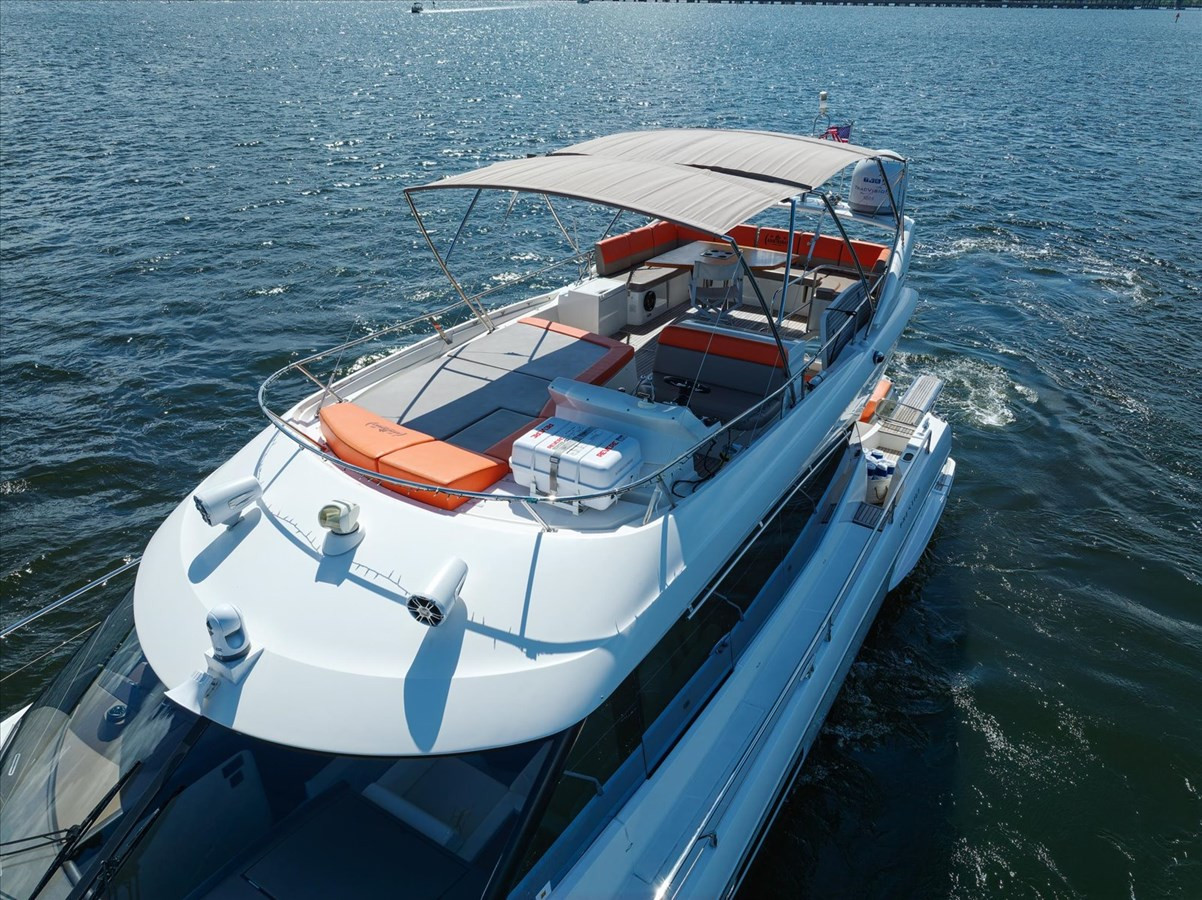 https://arconyachts.ams3.digitaloceanspaces.com/125147/conversions/large_3826211-optimize.jpg