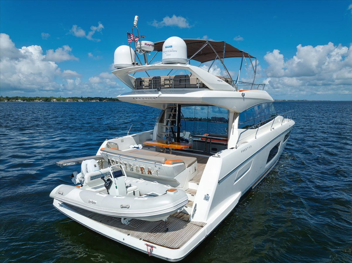 https://arconyachts.ams3.digitaloceanspaces.com/125156/conversions/large_3826214-optimize.jpg