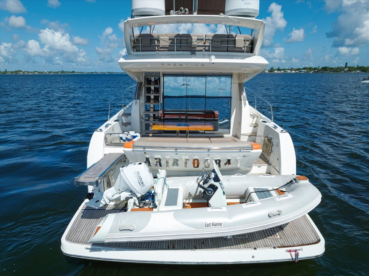 https://arconyachts.ams3.digitaloceanspaces.com/125158/conversions/large_3826215-optimize.jpg