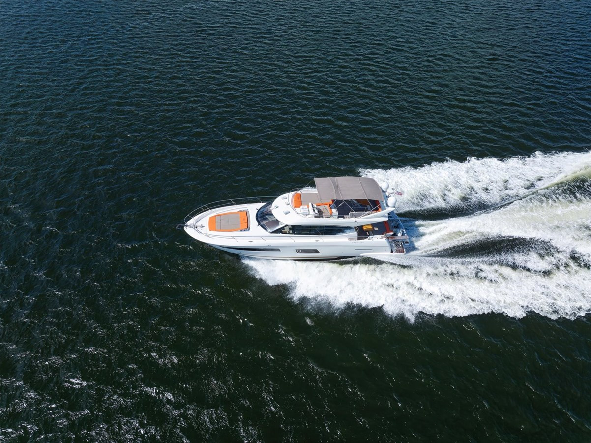 https://arconyachts.ams3.digitaloceanspaces.com/125195/conversions/large_3826227-optimize.jpg