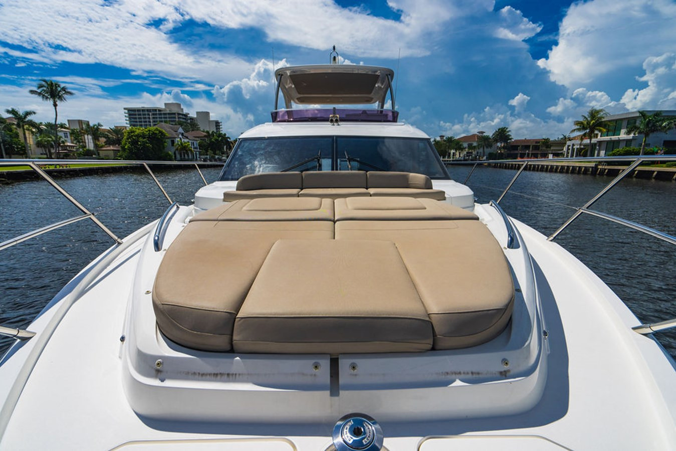 https://arconyachts.ams3.digitaloceanspaces.com/125267/conversions/large_3938971-optimize.jpg