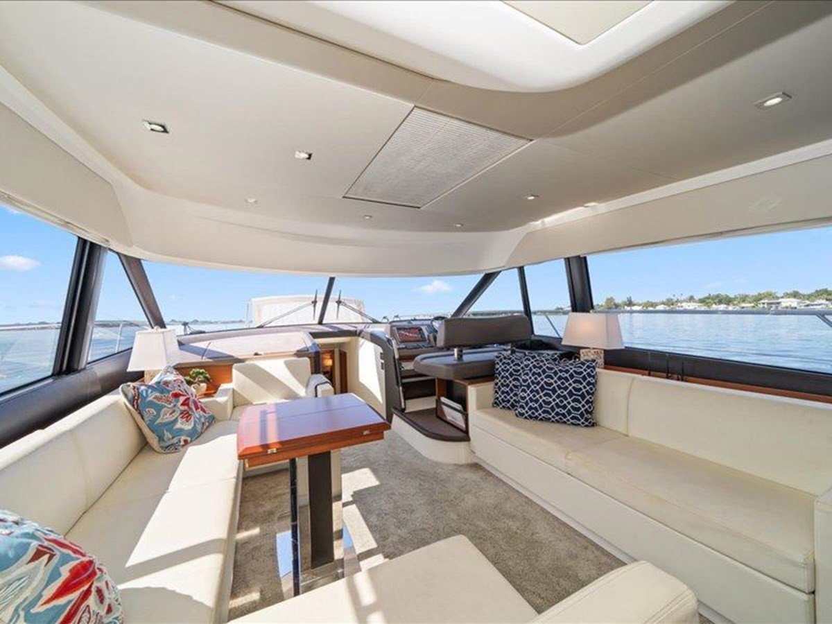 https://arconyachts.ams3.digitaloceanspaces.com/125466/conversions/large_4008004-optimize.jpg