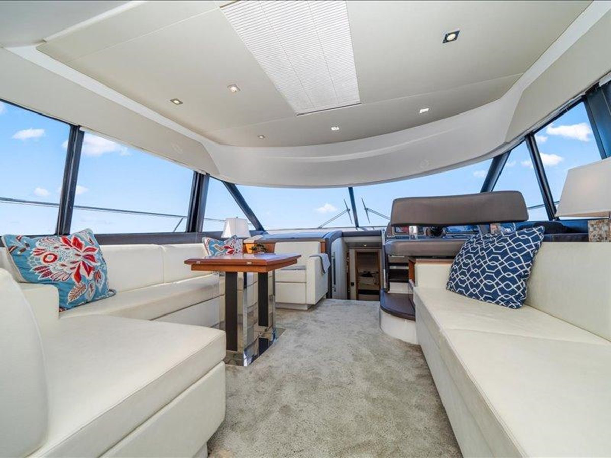 https://arconyachts.ams3.digitaloceanspaces.com/125541/conversions/large_4008054-optimize.jpg