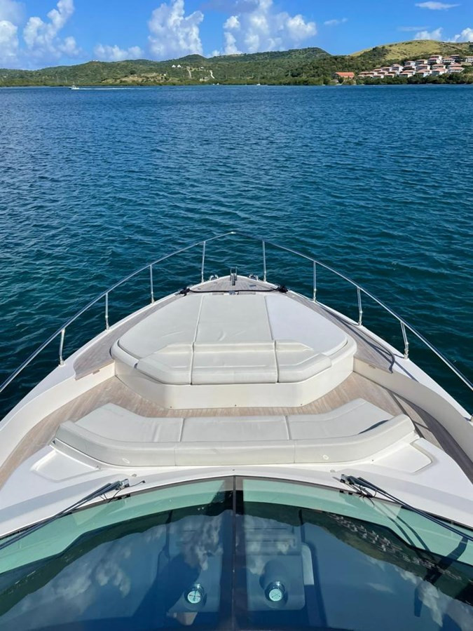 https://arconyachts.ams3.digitaloceanspaces.com/125683/conversions/large_4133056-optimize.jpg
