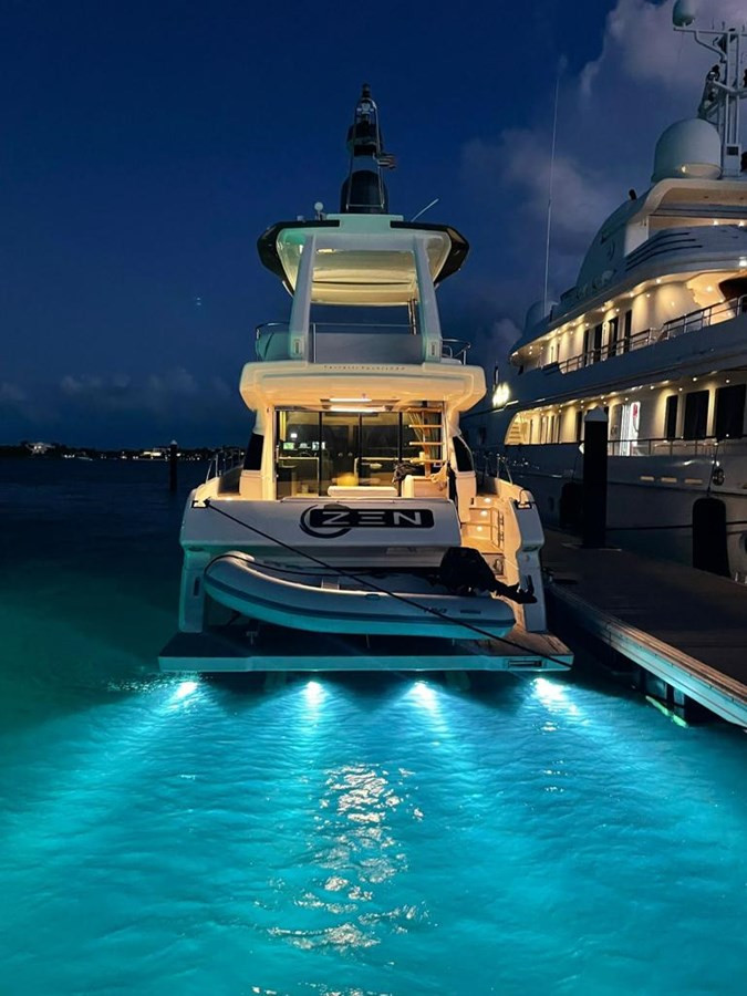 https://arconyachts.ams3.digitaloceanspaces.com/125685/conversions/large_4133057-optimize.jpg