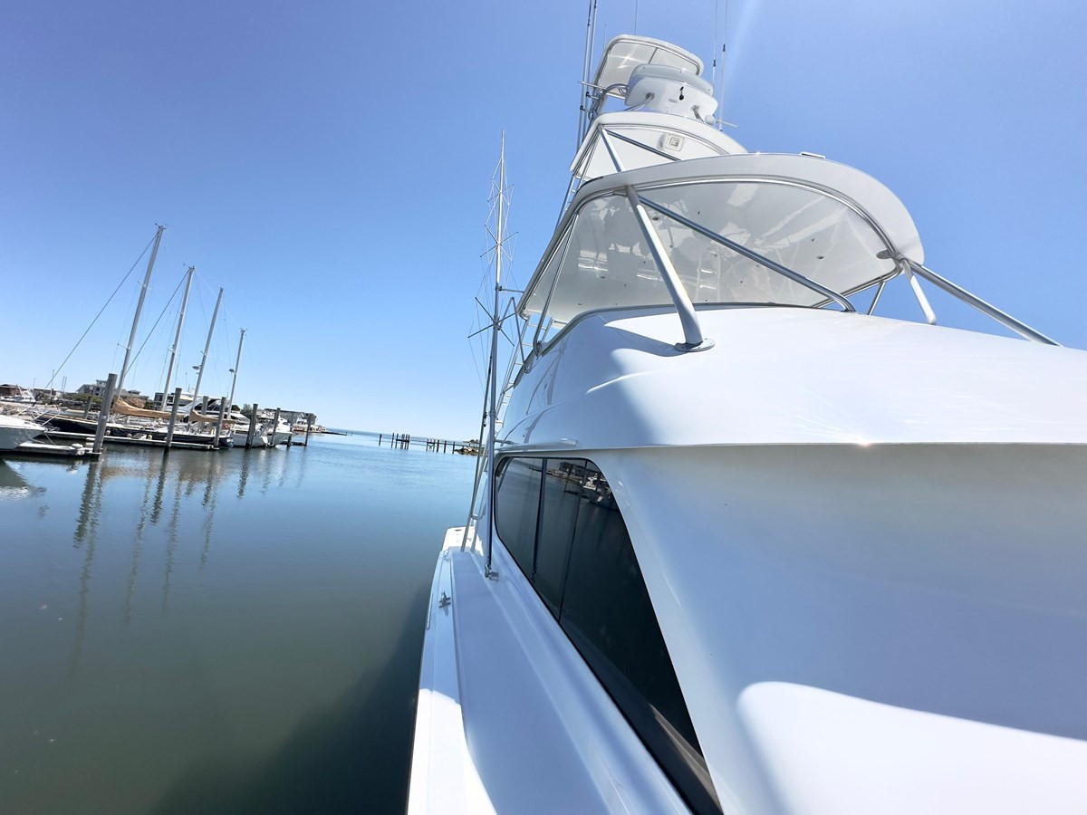 https://arconyachts.ams3.digitaloceanspaces.com/125760/conversions/large_4187911-optimize.jpg