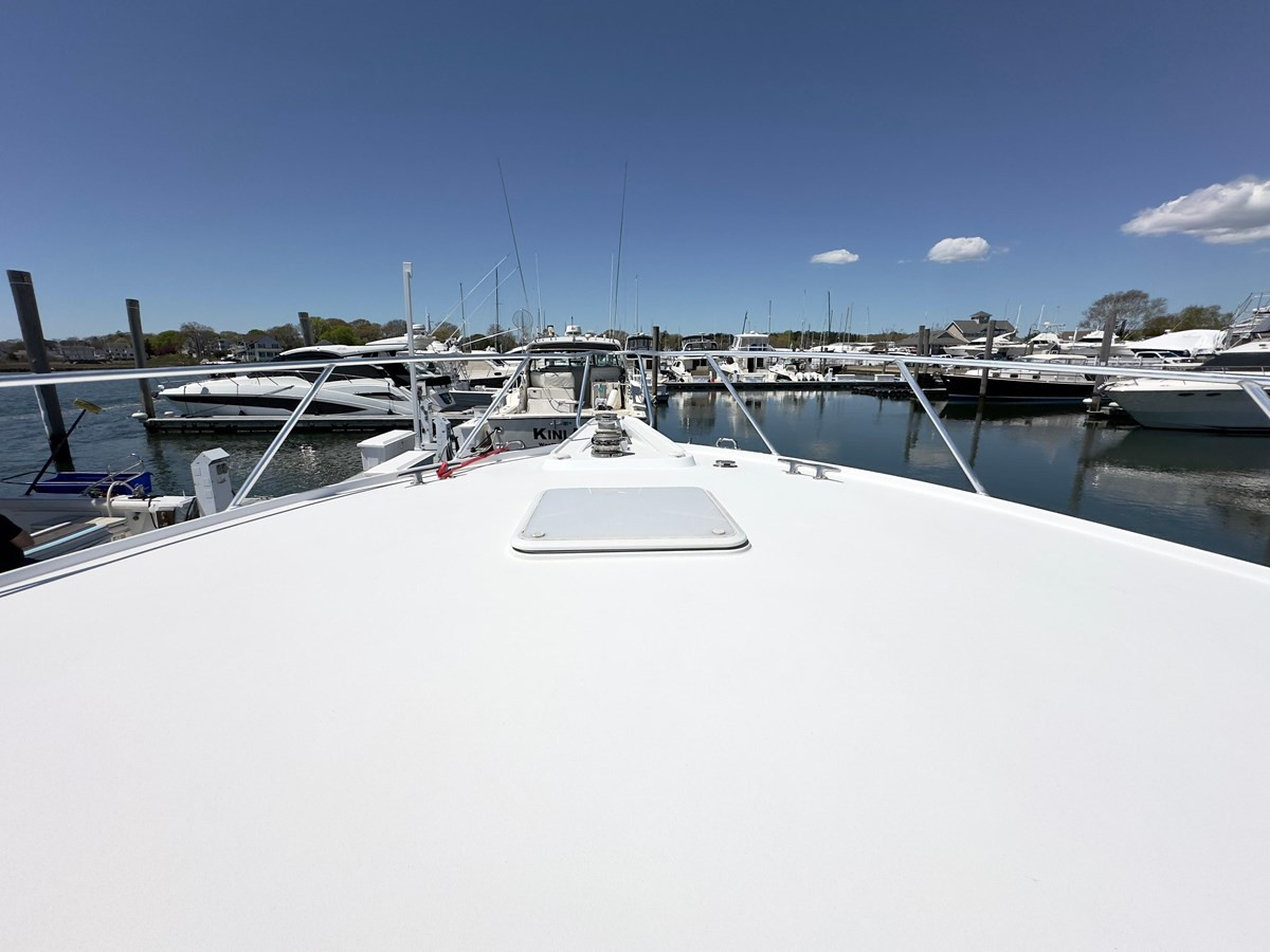 https://arconyachts.ams3.digitaloceanspaces.com/125772/conversions/large_4187915-optimize.jpg