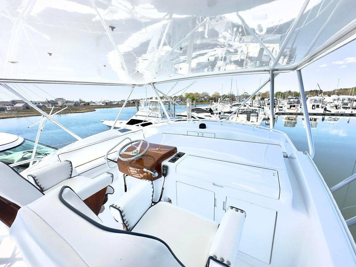 https://arconyachts.ams3.digitaloceanspaces.com/125784/conversions/large_4187919-optimize.jpg