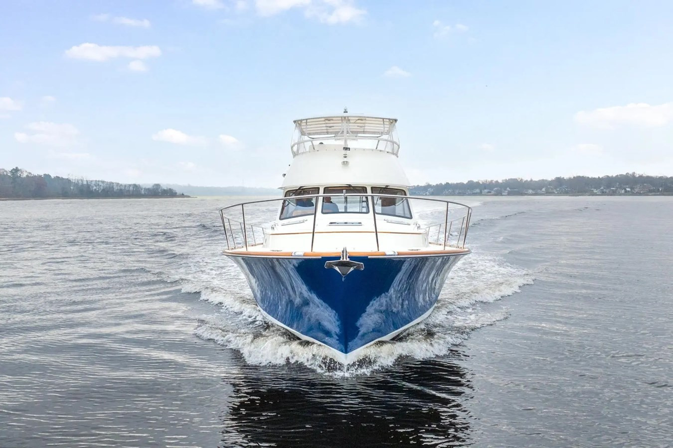https://arconyachts.ams3.digitaloceanspaces.com/125801/conversions/large_4195062-optimize.jpg