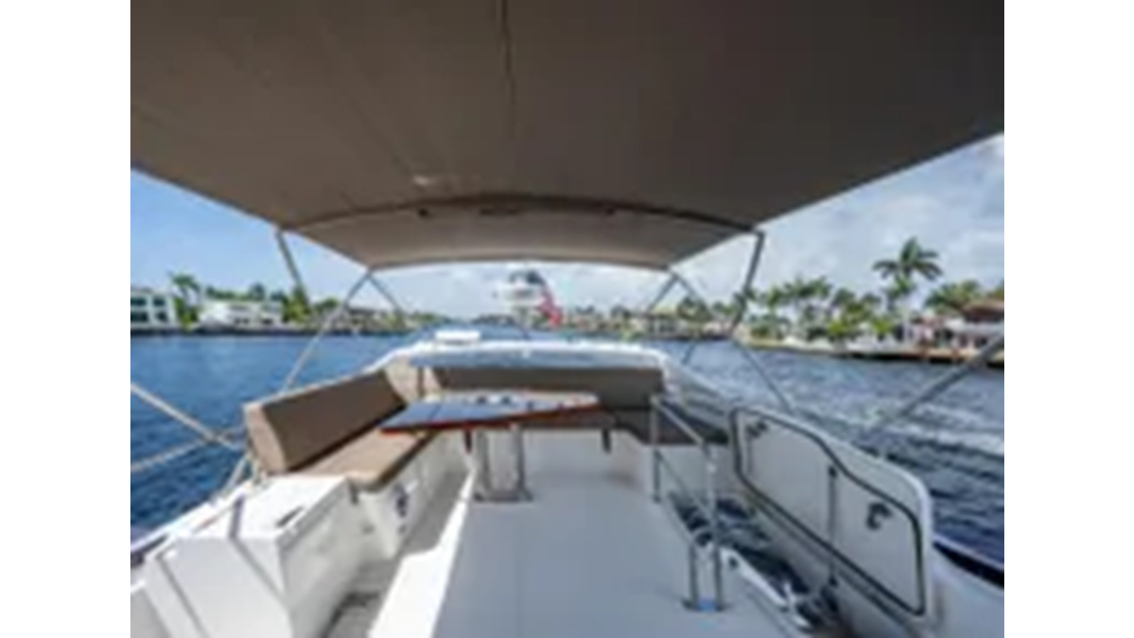 https://arconyachts.ams3.digitaloceanspaces.com/126037/conversions/large_4292376-optimize.jpg