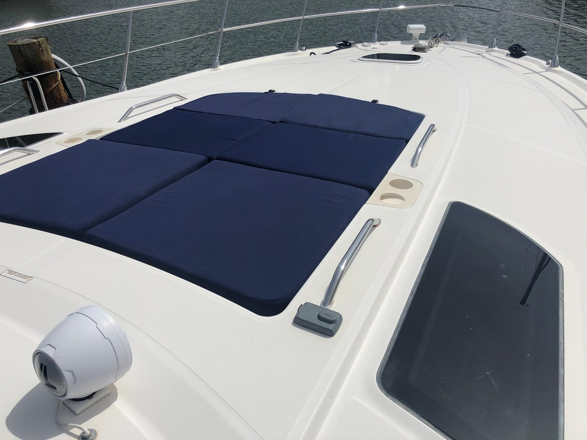 https://arconyachts.ams3.digitaloceanspaces.com/126131/conversions/large_4596021-optimize.jpg
