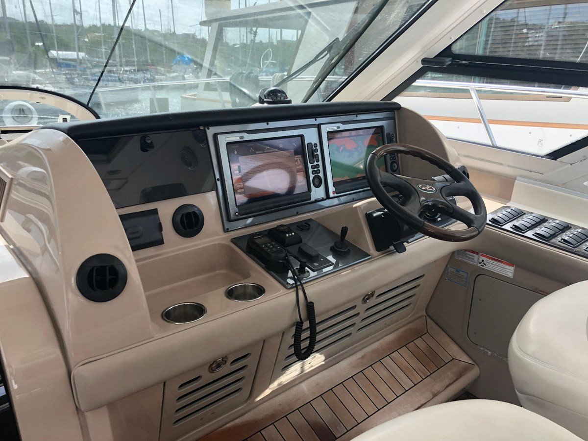 https://arconyachts.ams3.digitaloceanspaces.com/126147/conversions/large_4596027-optimize.jpg