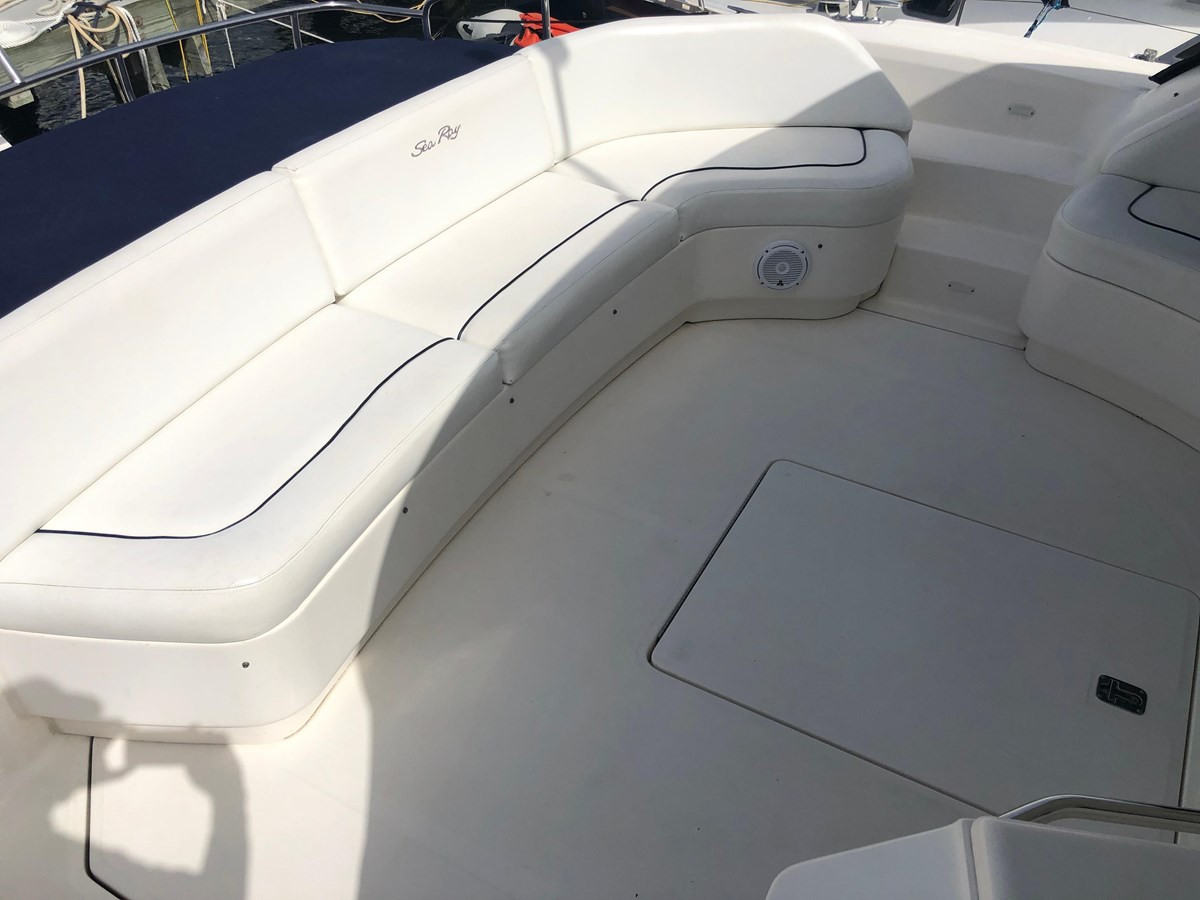 https://arconyachts.ams3.digitaloceanspaces.com/126155/conversions/large_4596032-optimize.jpg