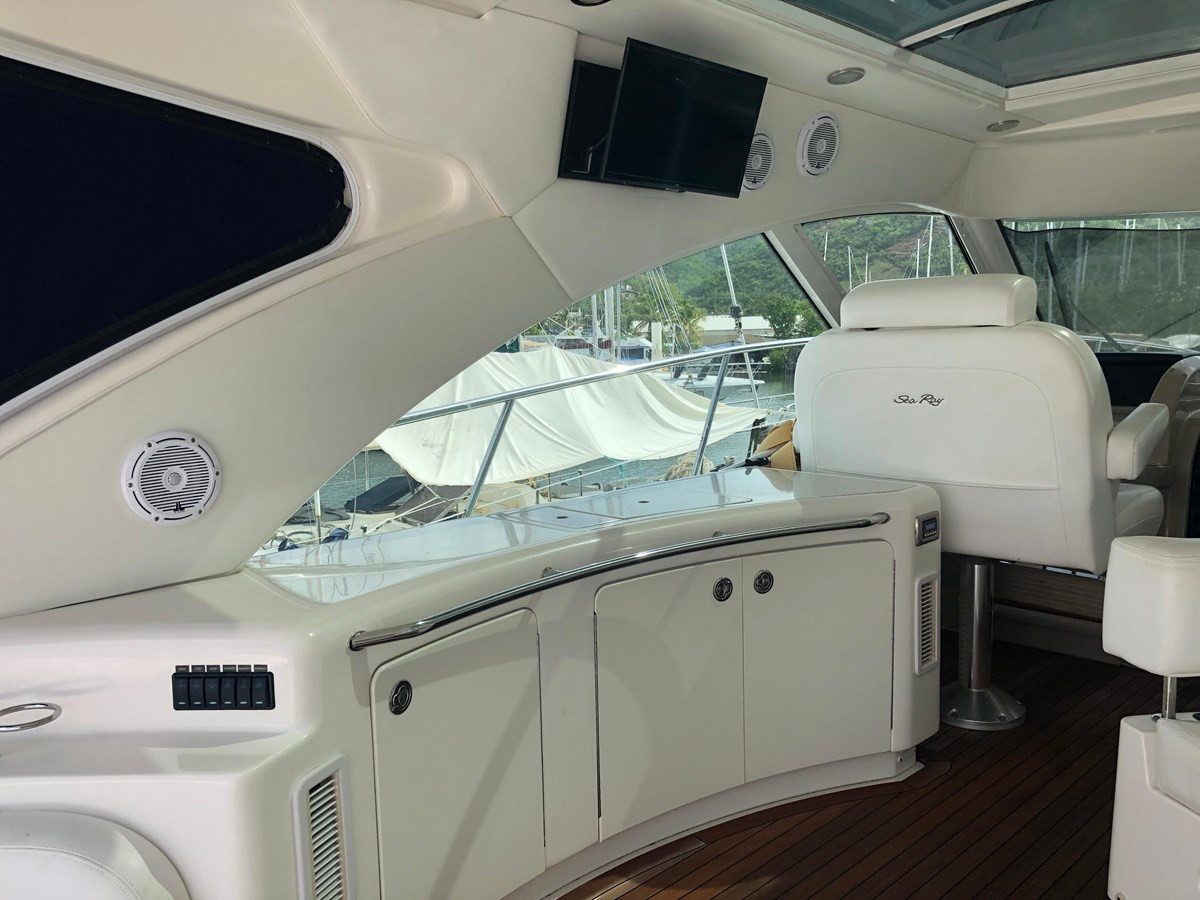 https://arconyachts.ams3.digitaloceanspaces.com/126160/conversions/large_4596036-optimize.jpg