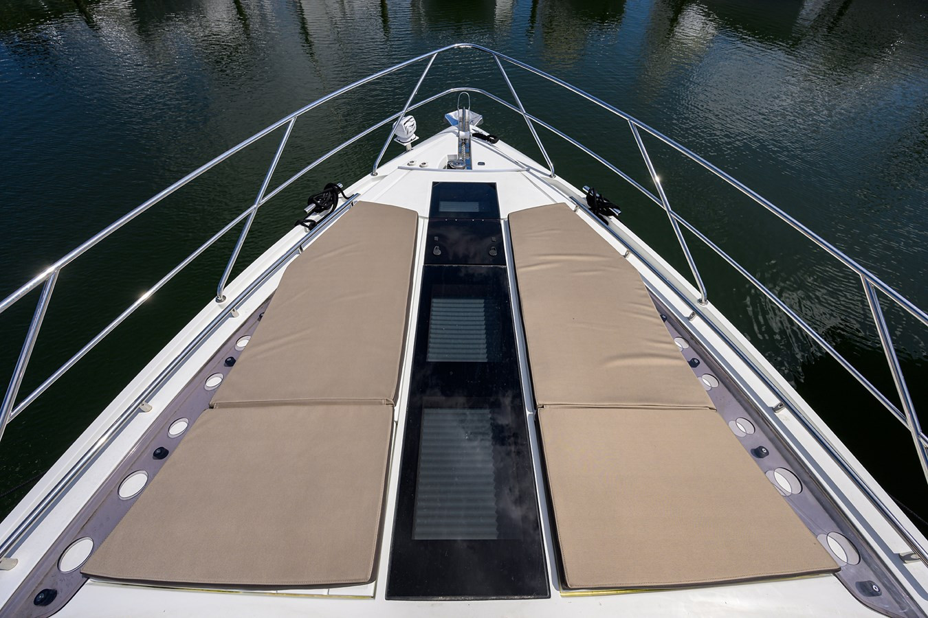 https://arconyachts.ams3.digitaloceanspaces.com/126559/conversions/large_4803948-optimize.jpg