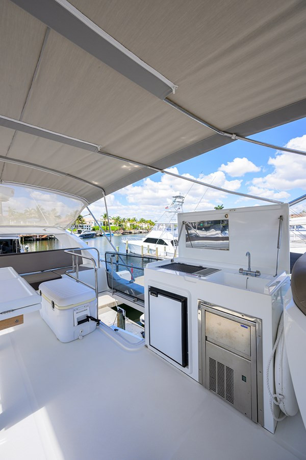https://arconyachts.ams3.digitaloceanspaces.com/126572/conversions/large_4803953-optimize.jpg