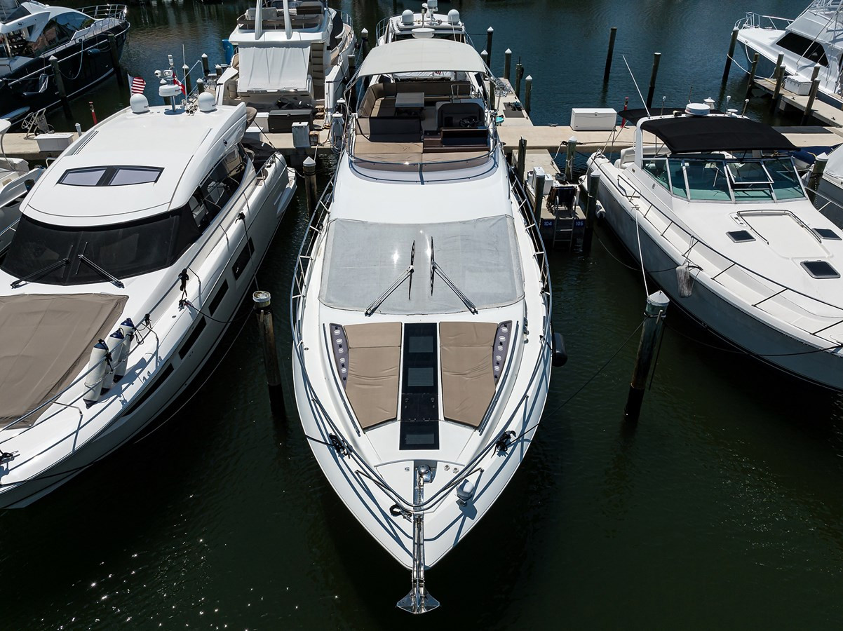 https://arconyachts.ams3.digitaloceanspaces.com/126583/conversions/large_4803958-optimize.jpg