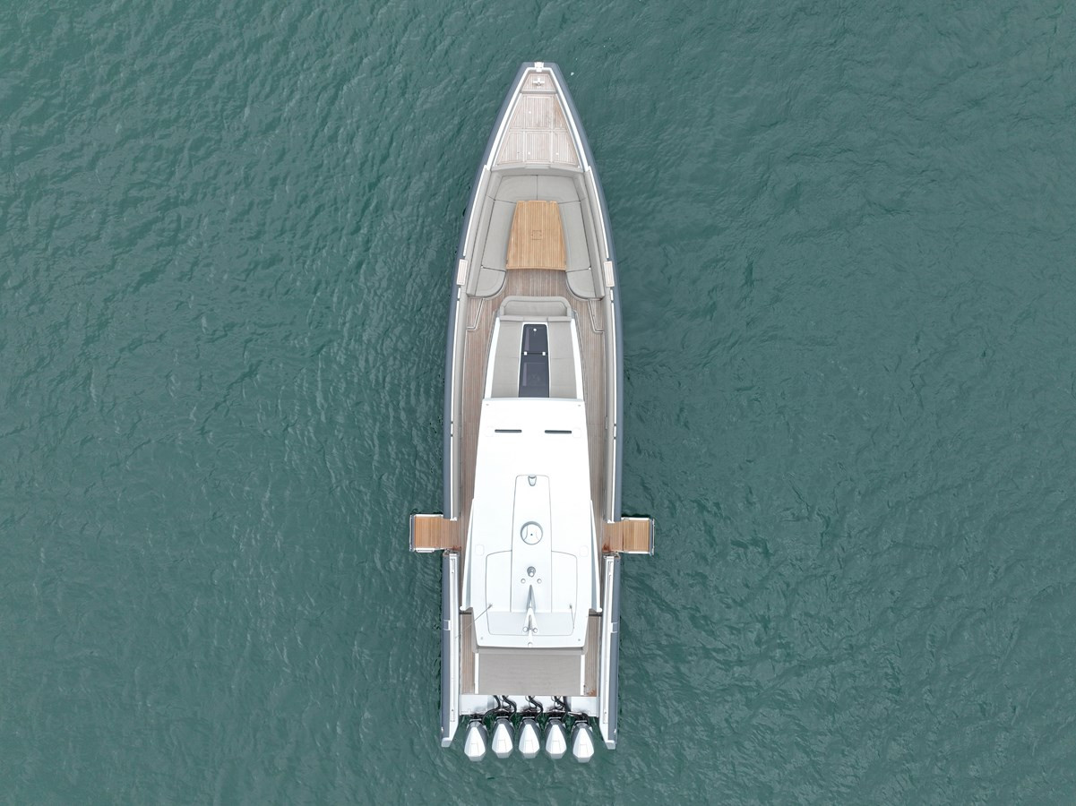 https://arconyachts.ams3.digitaloceanspaces.com/126612/conversions/large_4844838-optimize.jpg