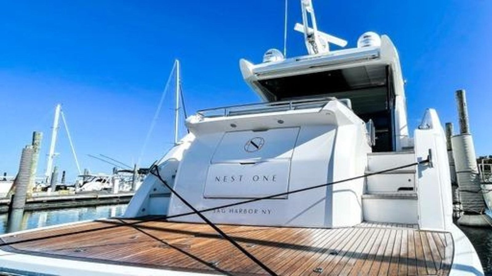https://arconyachts.ams3.digitaloceanspaces.com/126676/conversions/large_4056671-optimize.jpg