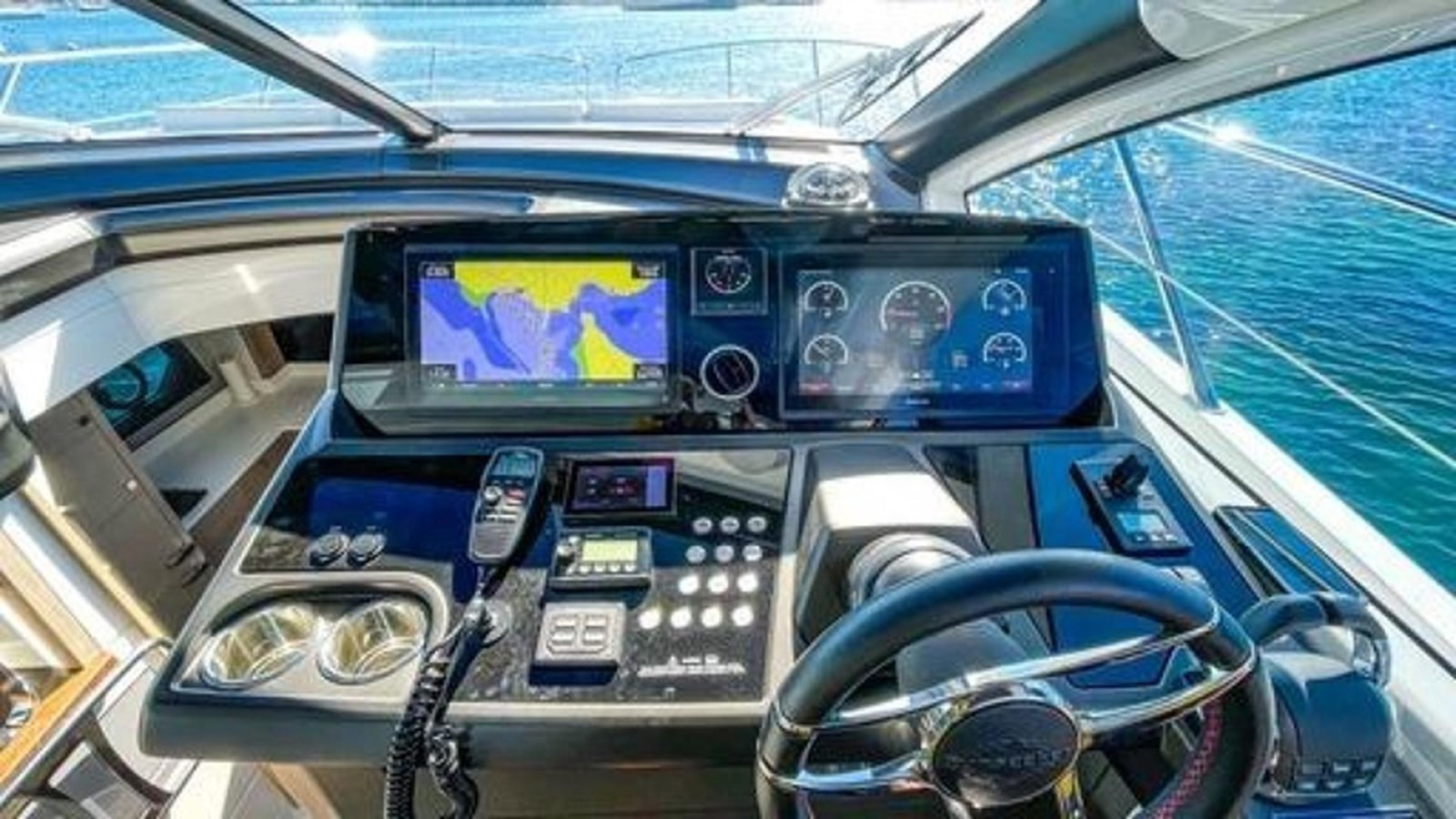 https://arconyachts.ams3.digitaloceanspaces.com/126682/conversions/large_4056673-optimize.jpg