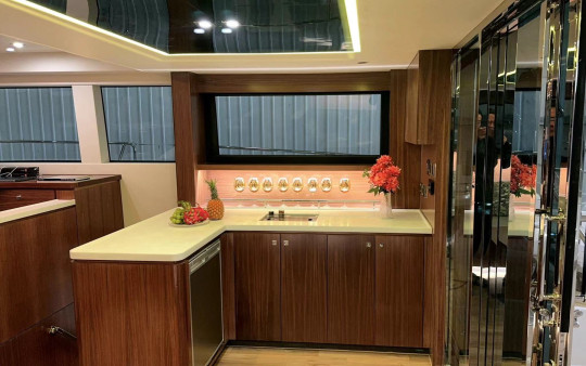 MAZARIN 55 HYBRID ELECTRIC