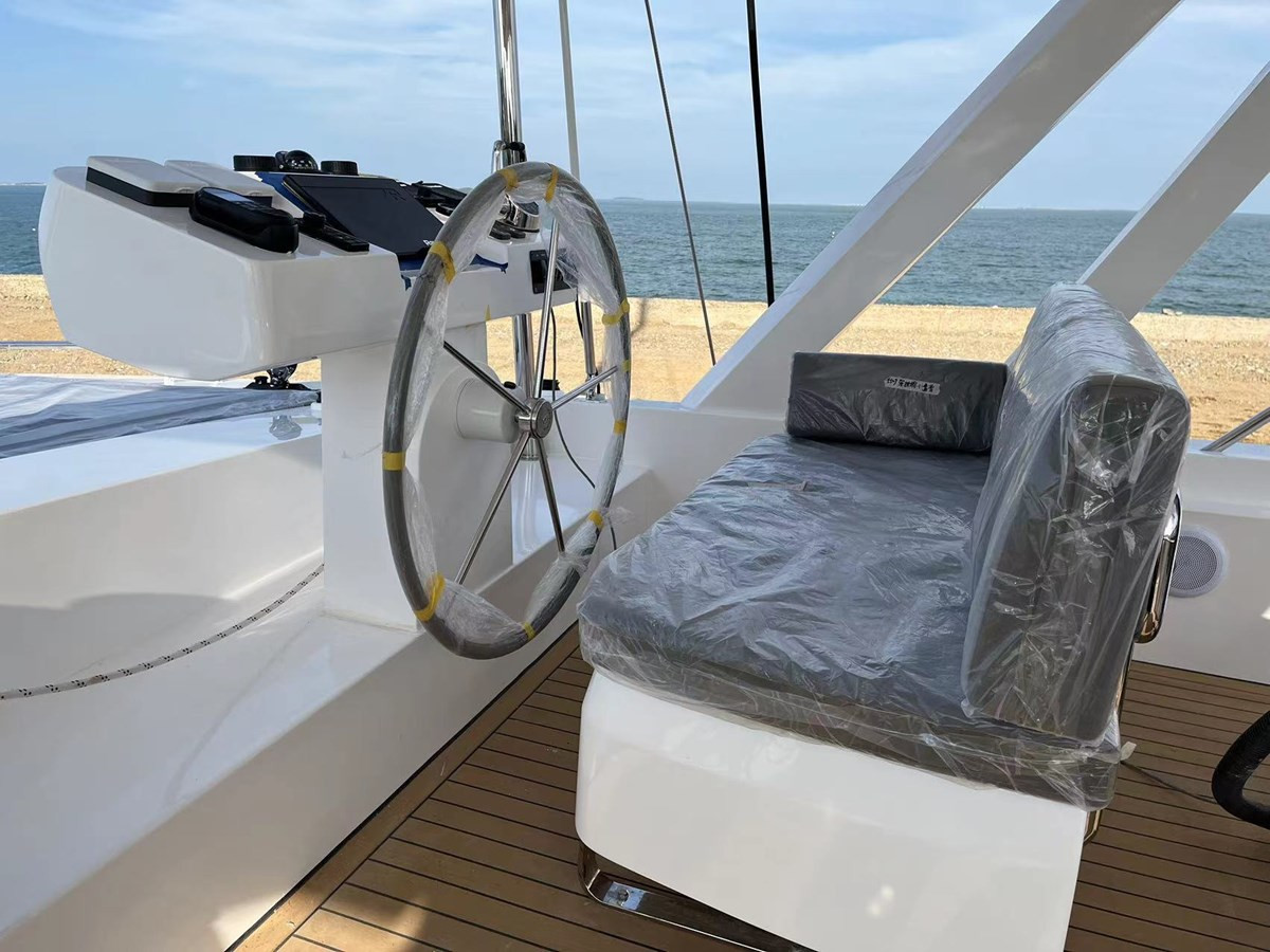 https://arconyachts.ams3.digitaloceanspaces.com/126811/conversions/large_4492979-optimize.jpg