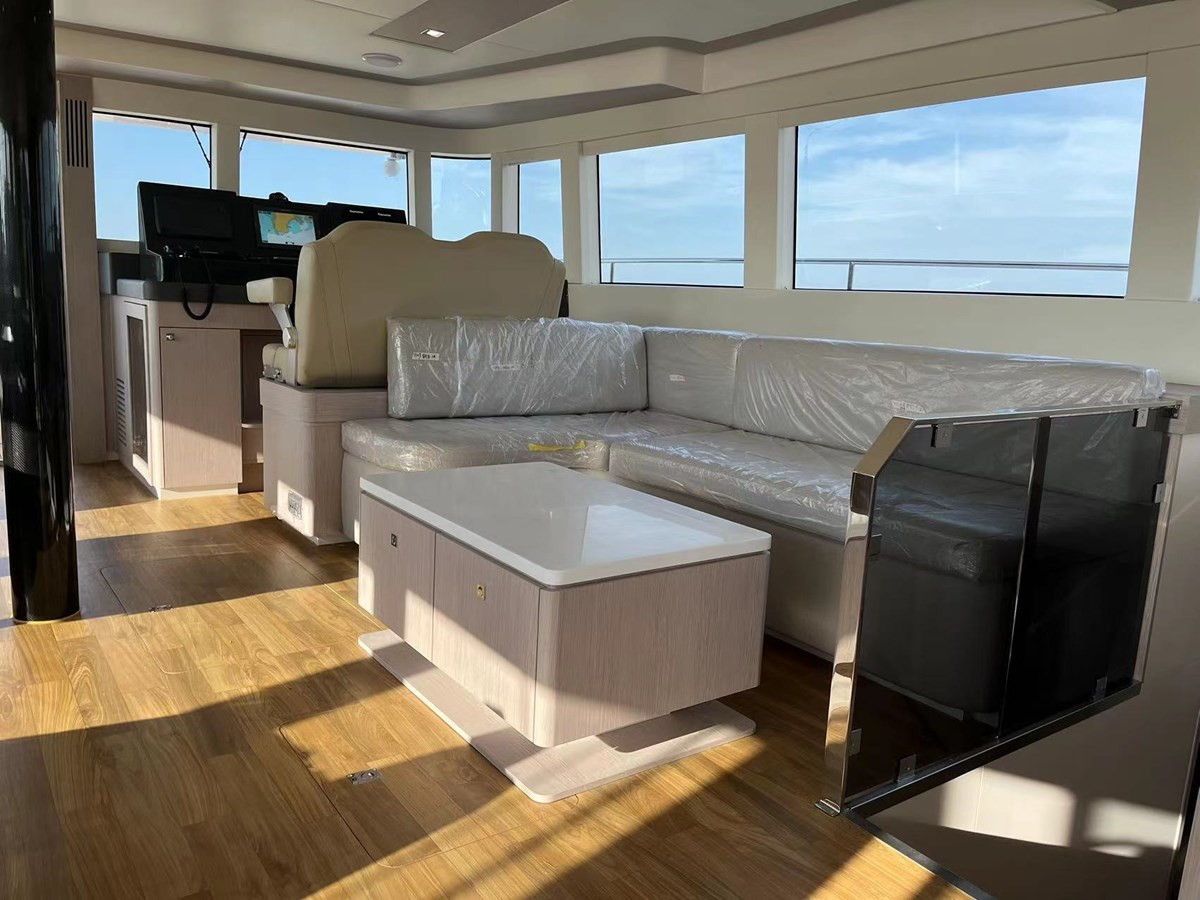 https://arconyachts.ams3.digitaloceanspaces.com/126824/conversions/large_4492983-optimize.jpg