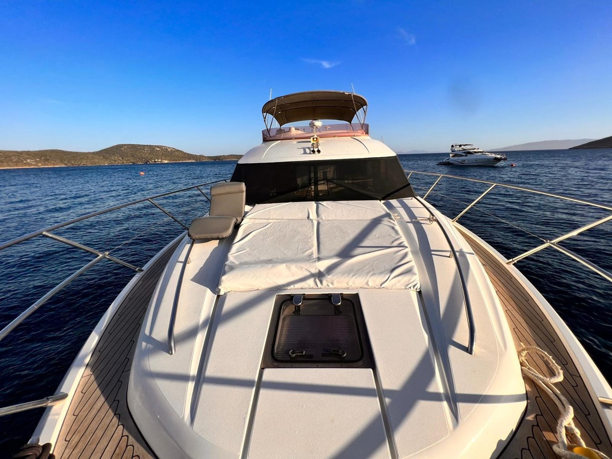 https://arconyachts.ams3.digitaloceanspaces.com/126994/conversions/large_4743827-optimize.jpg