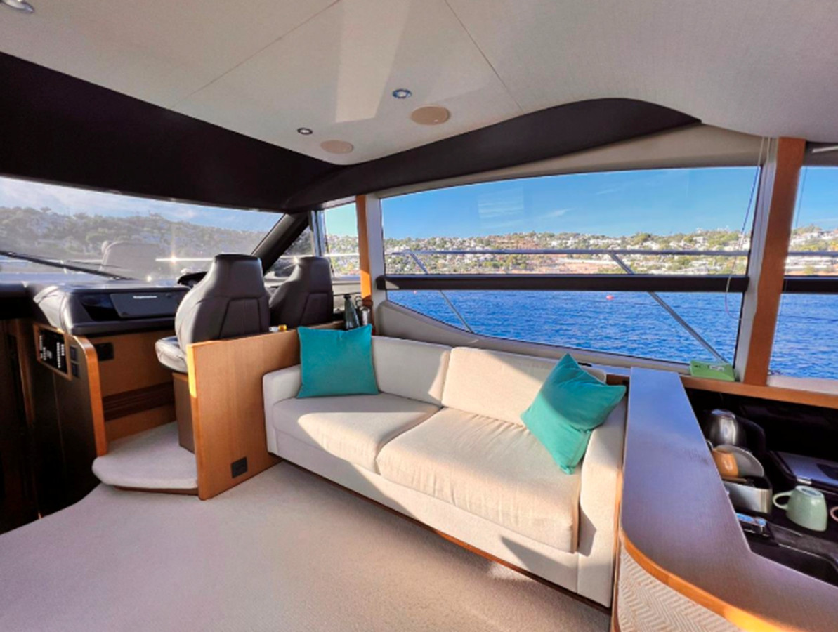 https://arconyachts.ams3.digitaloceanspaces.com/127058/conversions/large_4743849-optimize.jpg