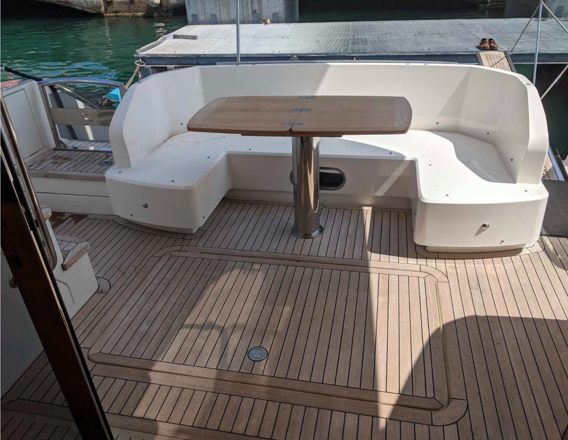https://arconyachts.ams3.digitaloceanspaces.com/127087/conversions/large_4707749-optimize.jpg