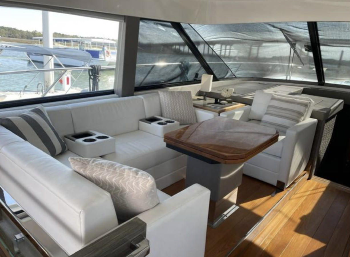 https://arconyachts.ams3.digitaloceanspaces.com/127287/conversions/large_4654304-optimize.jpg