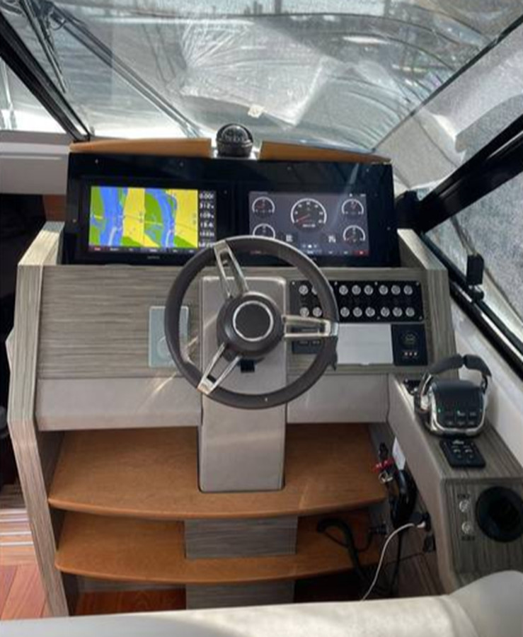 https://arconyachts.ams3.digitaloceanspaces.com/127297/conversions/large_4654288-optimize.jpg