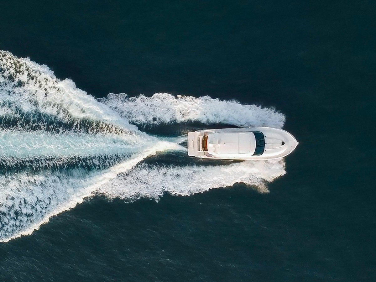 https://arconyachts.ams3.digitaloceanspaces.com/127343/conversions/large_4768687-optimize.jpg