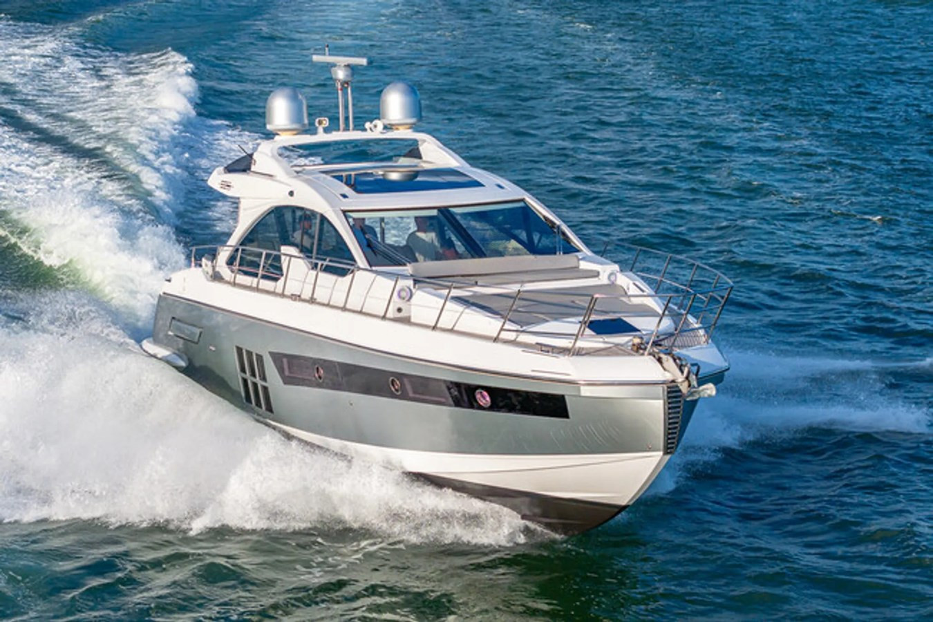 https://arconyachts.ams3.digitaloceanspaces.com/127394/conversions/large_4742843-optimize.jpg