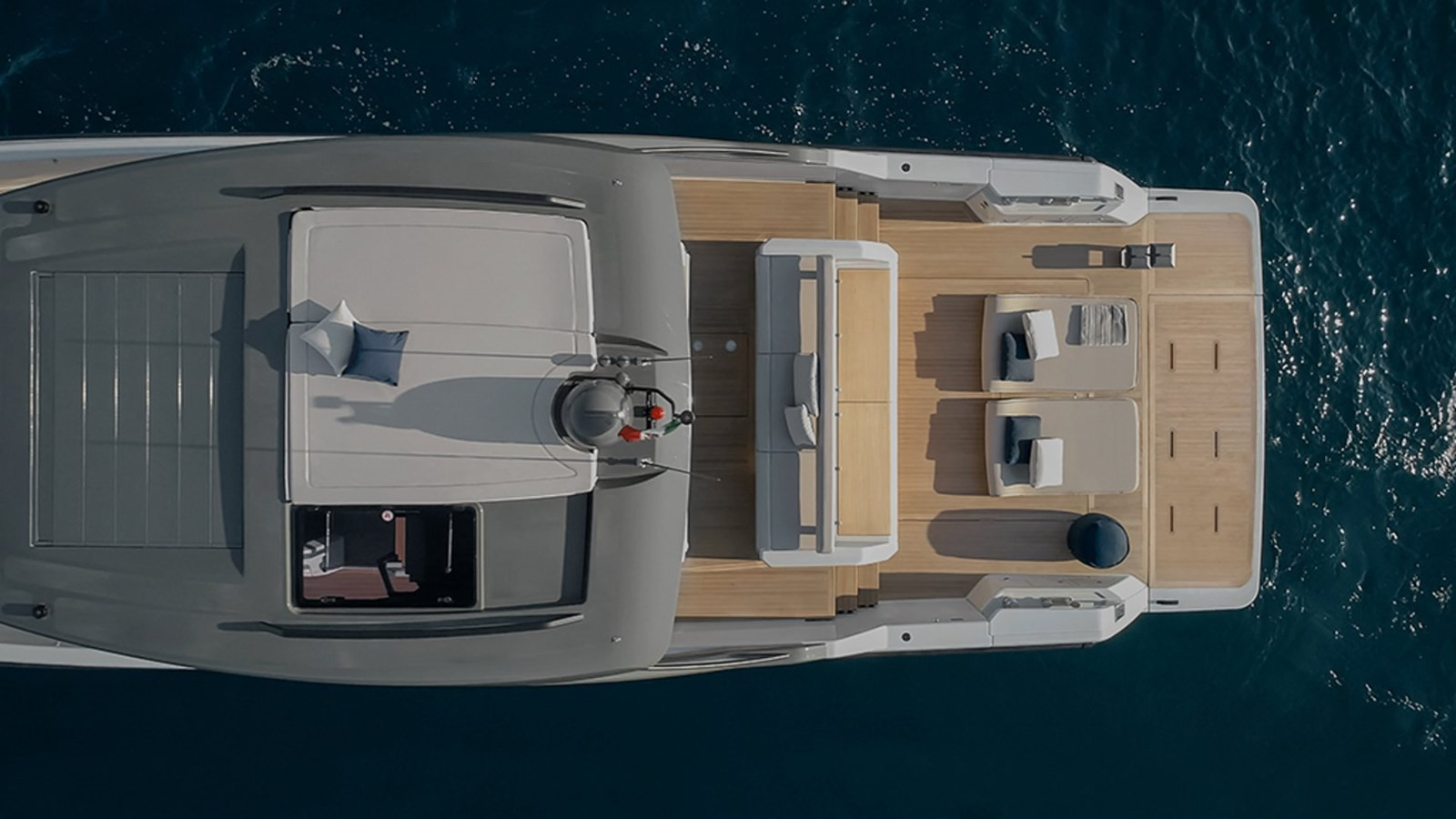 https://arconyachts.ams3.digitaloceanspaces.com/127460/conversions/large_4812948-optimize.jpg