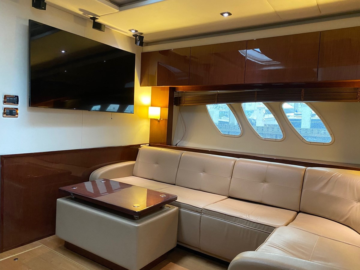 https://arconyachts.ams3.digitaloceanspaces.com/127671/conversions/large_3081953-optimize.jpg