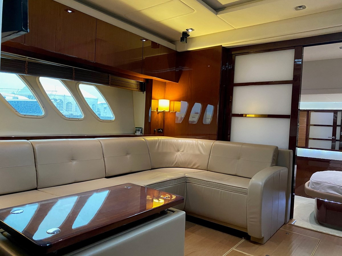 https://arconyachts.ams3.digitaloceanspaces.com/127674/conversions/large_3081969-optimize.jpg