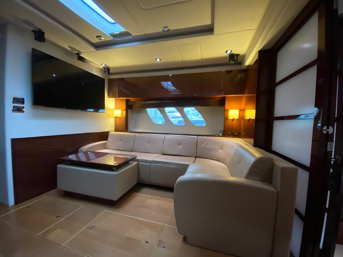 https://arconyachts.ams3.digitaloceanspaces.com/127678/conversions/large_3081954-optimize.jpg