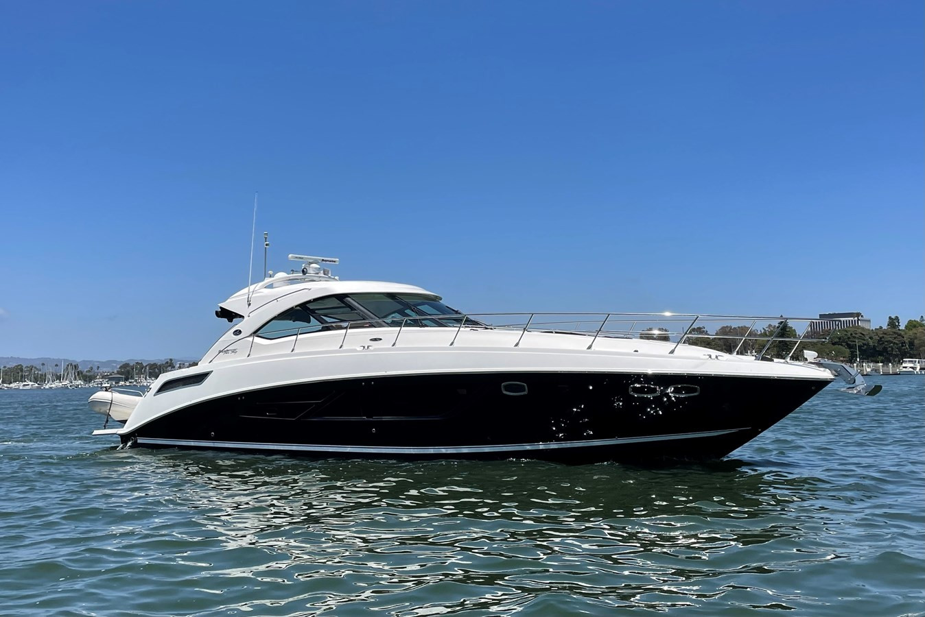 https://arconyachts.ams3.digitaloceanspaces.com/127730/conversions/large_3596297-optimize.jpg