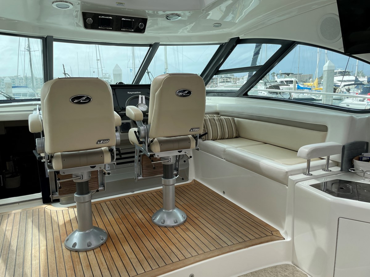 https://arconyachts.ams3.digitaloceanspaces.com/127745/conversions/large_3596302-optimize.jpg