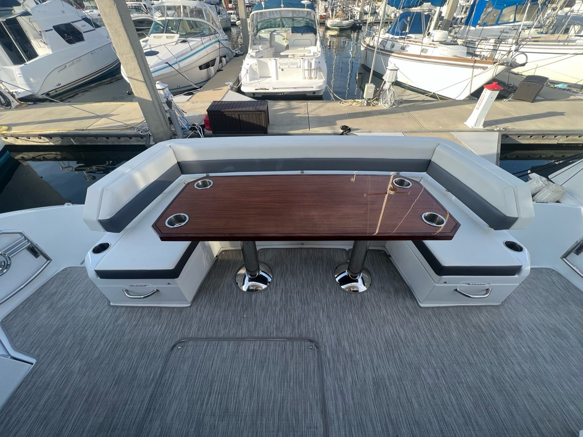 https://arconyachts.ams3.digitaloceanspaces.com/127788/conversions/large_3708178-optimize.jpg