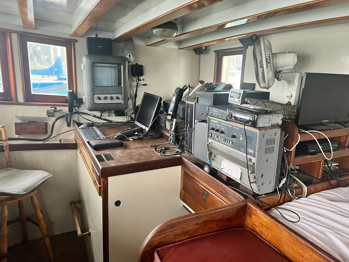https://arconyachts.ams3.digitaloceanspaces.com/128215/conversions/large_4201072-optimize.jpg