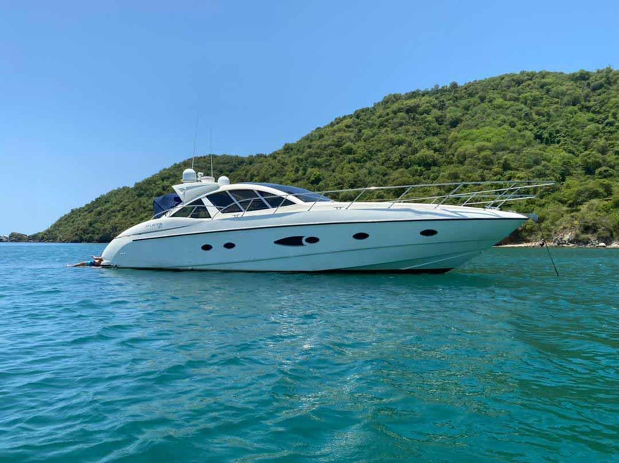 https://arconyachts.ams3.digitaloceanspaces.com/128555/conversions/large_4581984-optimize.jpg