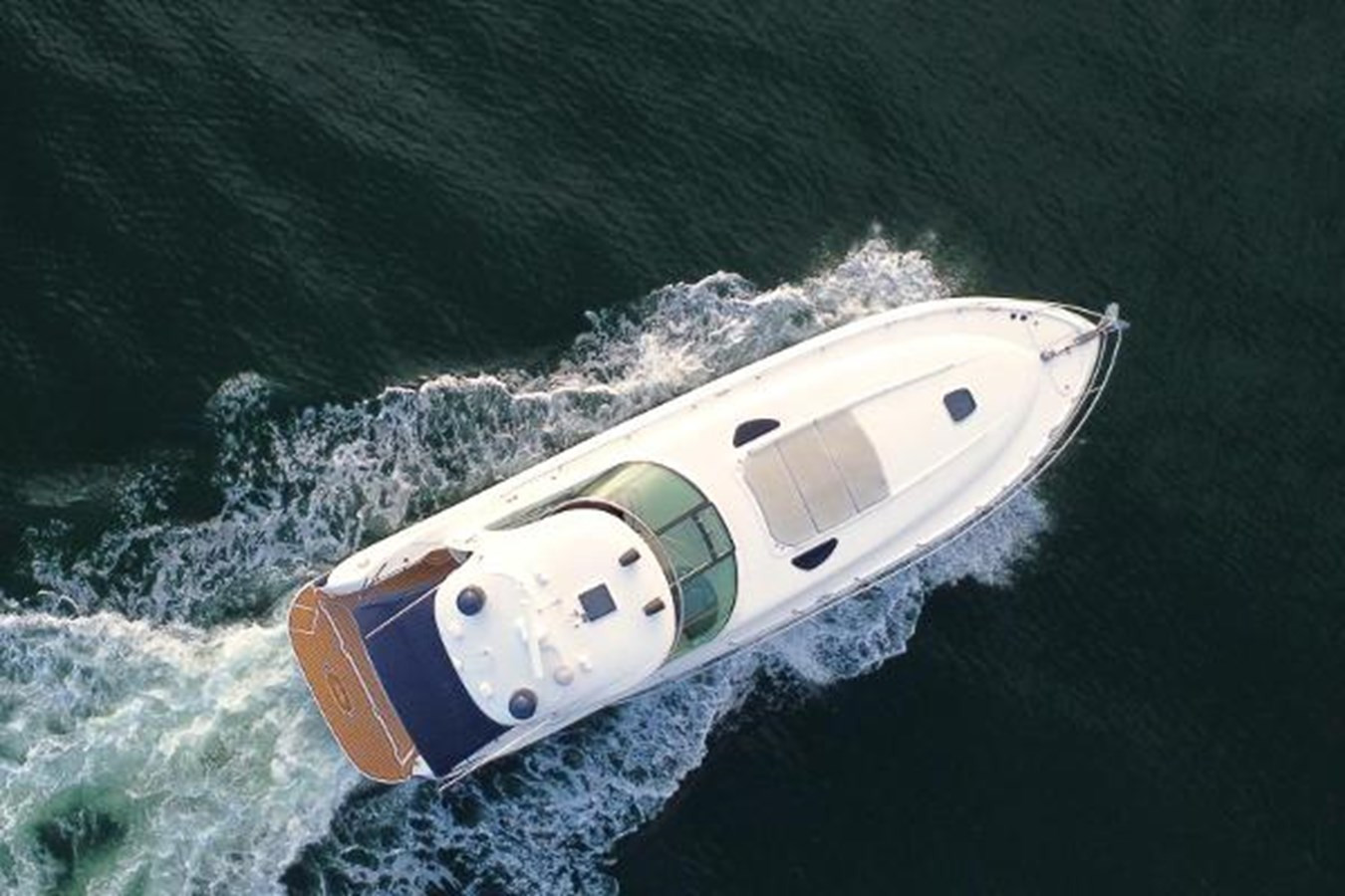 https://arconyachts.ams3.digitaloceanspaces.com/128648/conversions/large_4631284-optimize.jpg