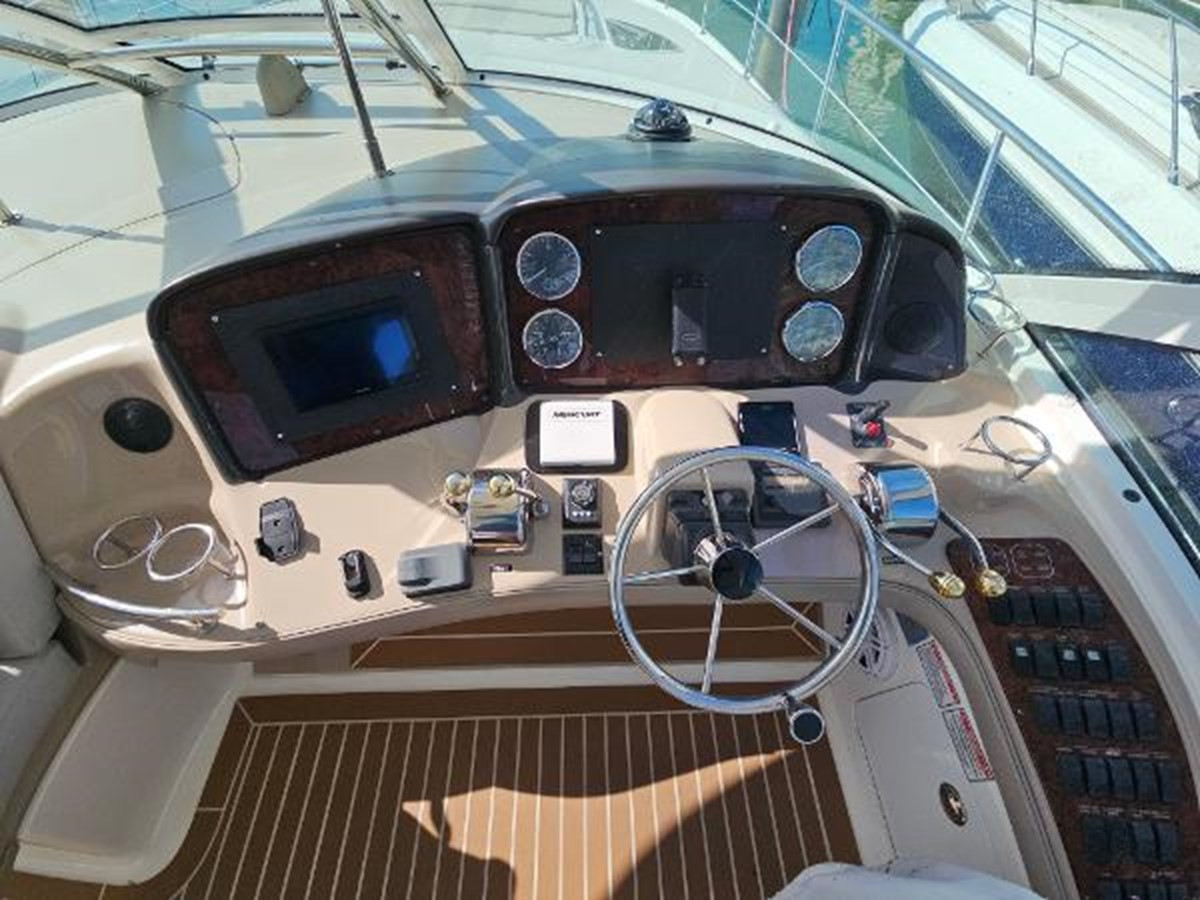 https://arconyachts.ams3.digitaloceanspaces.com/128658/conversions/large_4631288-optimize.jpg