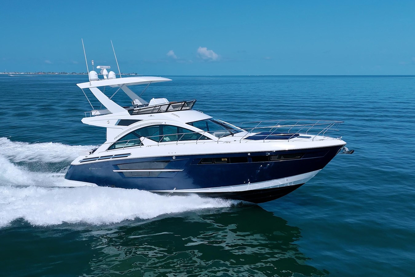 https://arconyachts.ams3.digitaloceanspaces.com/128753/conversions/large_4698154-optimize.jpg
