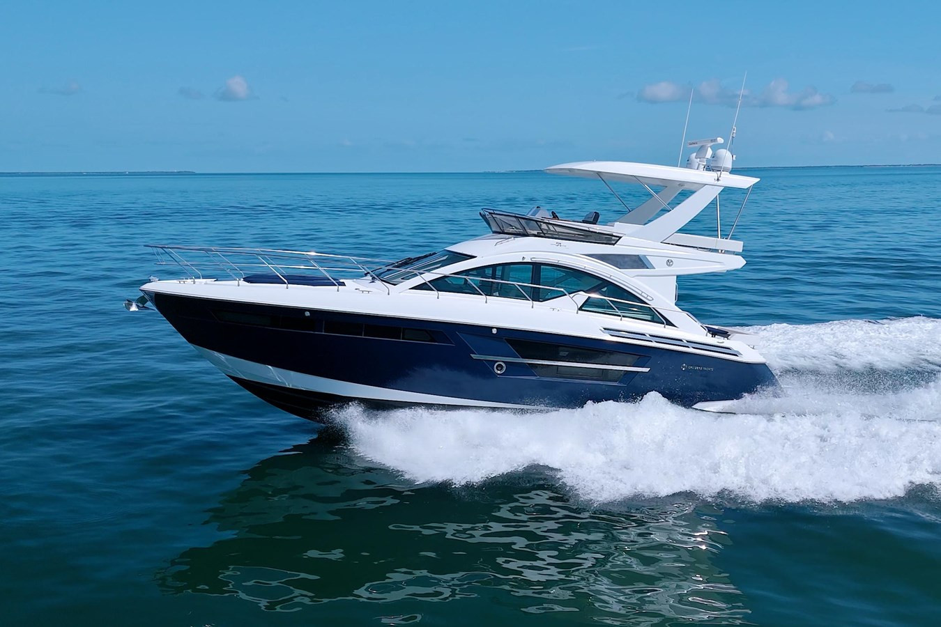 https://arconyachts.ams3.digitaloceanspaces.com/128759/conversions/large_4698156-optimize.jpg