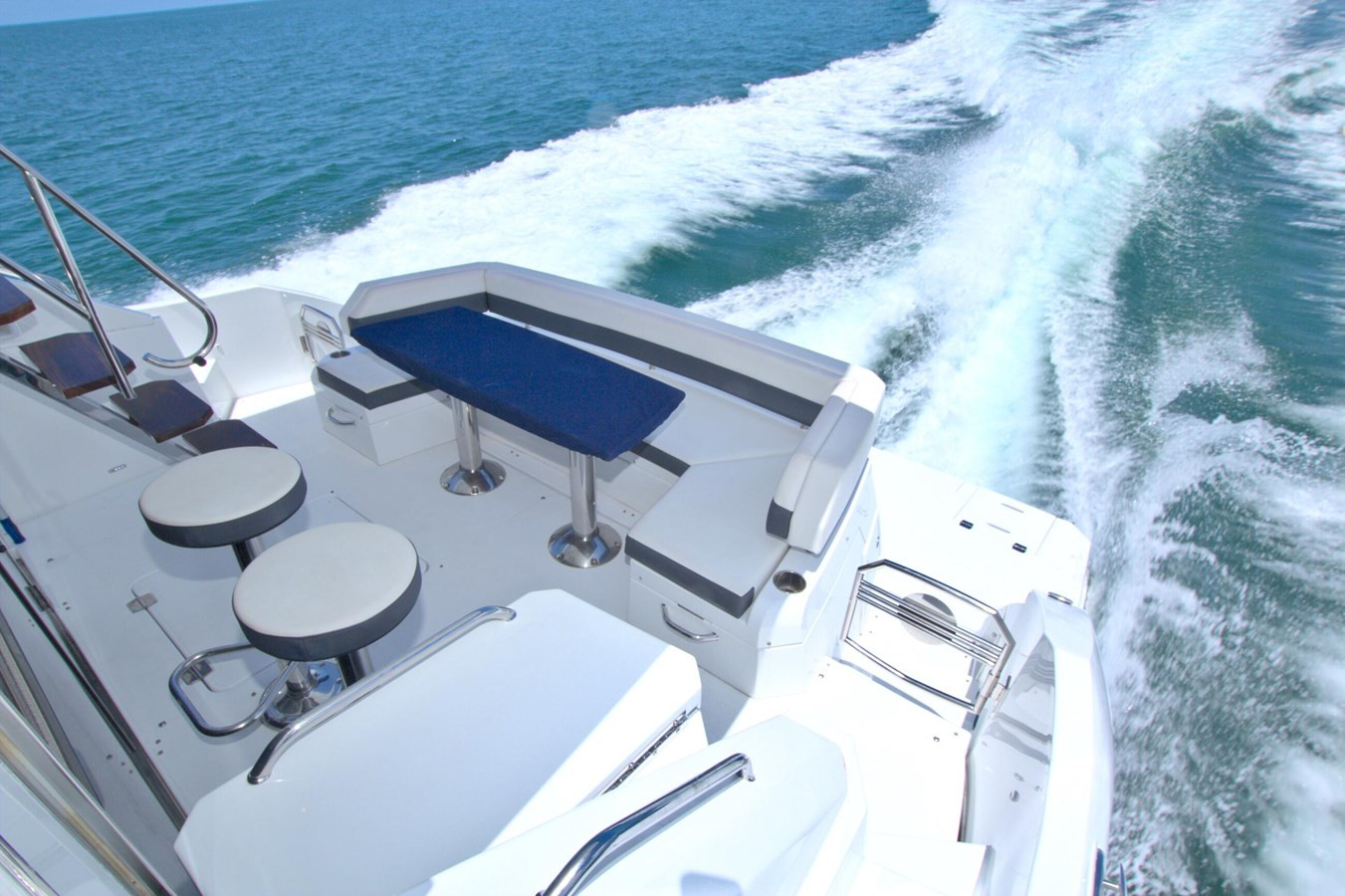 https://arconyachts.ams3.digitaloceanspaces.com/128819/conversions/large_4707214-optimize.jpg
